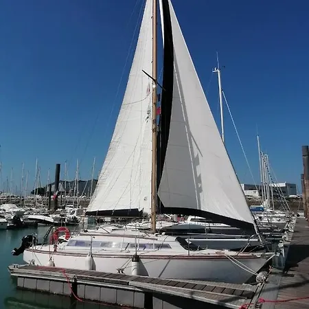 Bateau Voilier A Quai Sejour Insolite * Ла-Рошель